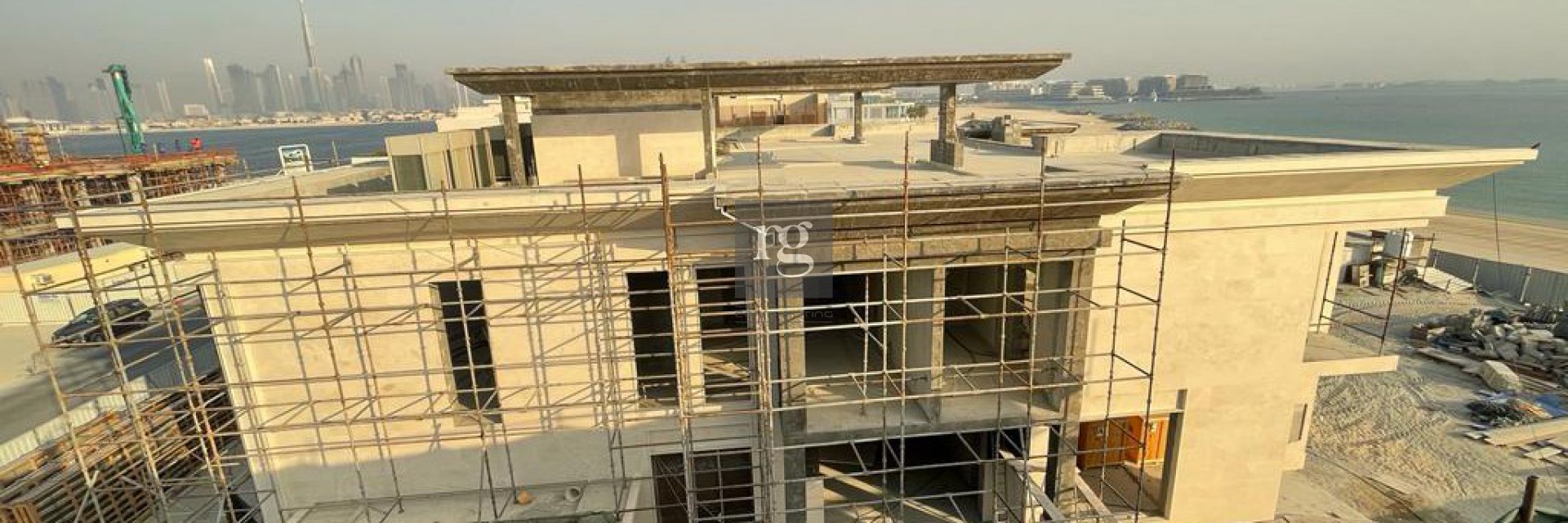 PRIVATE VILLA - UAE JUMEIRAH 2022